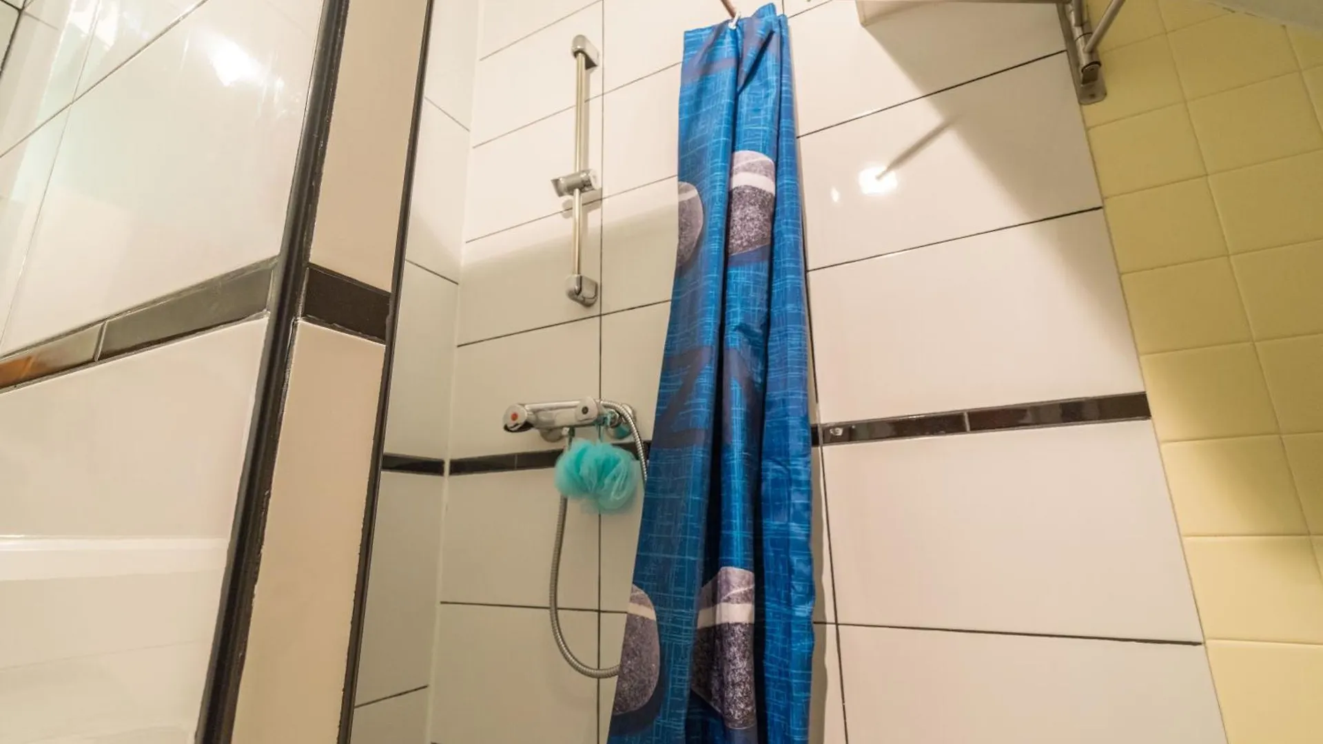 Apartment Studio At Colonel Fabien *